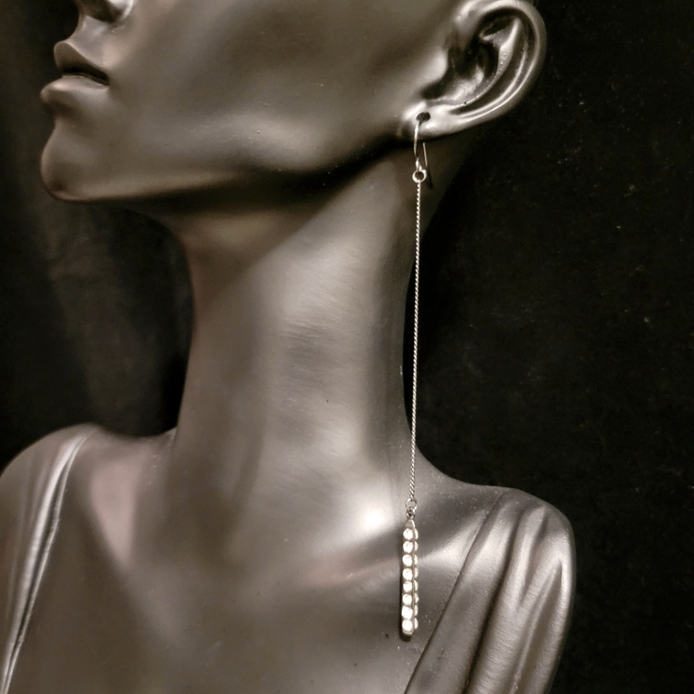 Estate Long Chain Rhinestone Earrings - Picture 4 of 5